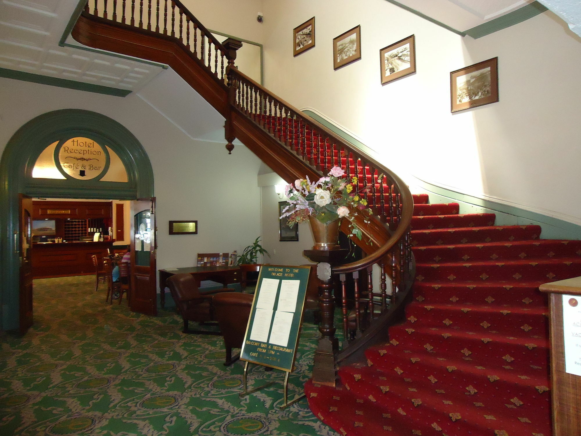 The Palace Hotel Kalgoorlie Exterior photo